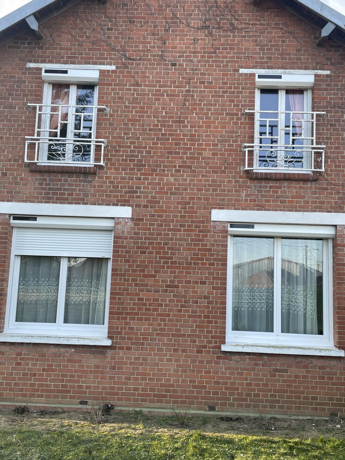 Volets roulants solaire pose oise somme picardie fournier fermetures